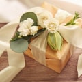 How to Choose the Perfect Wedding Favors and Gifts: A Comprehensive Guide